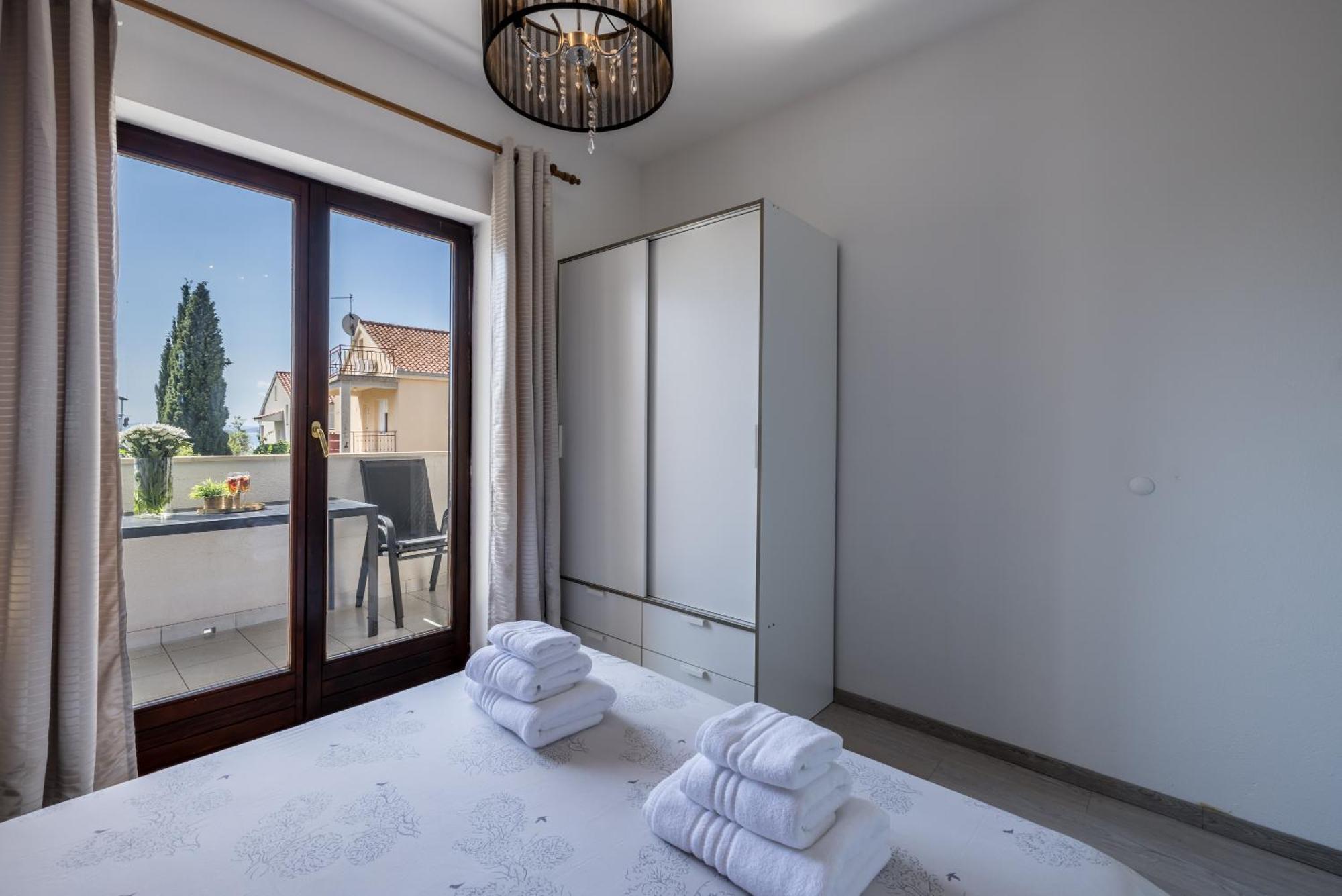 Holiday Home Krishto Trogir Kültér fotó