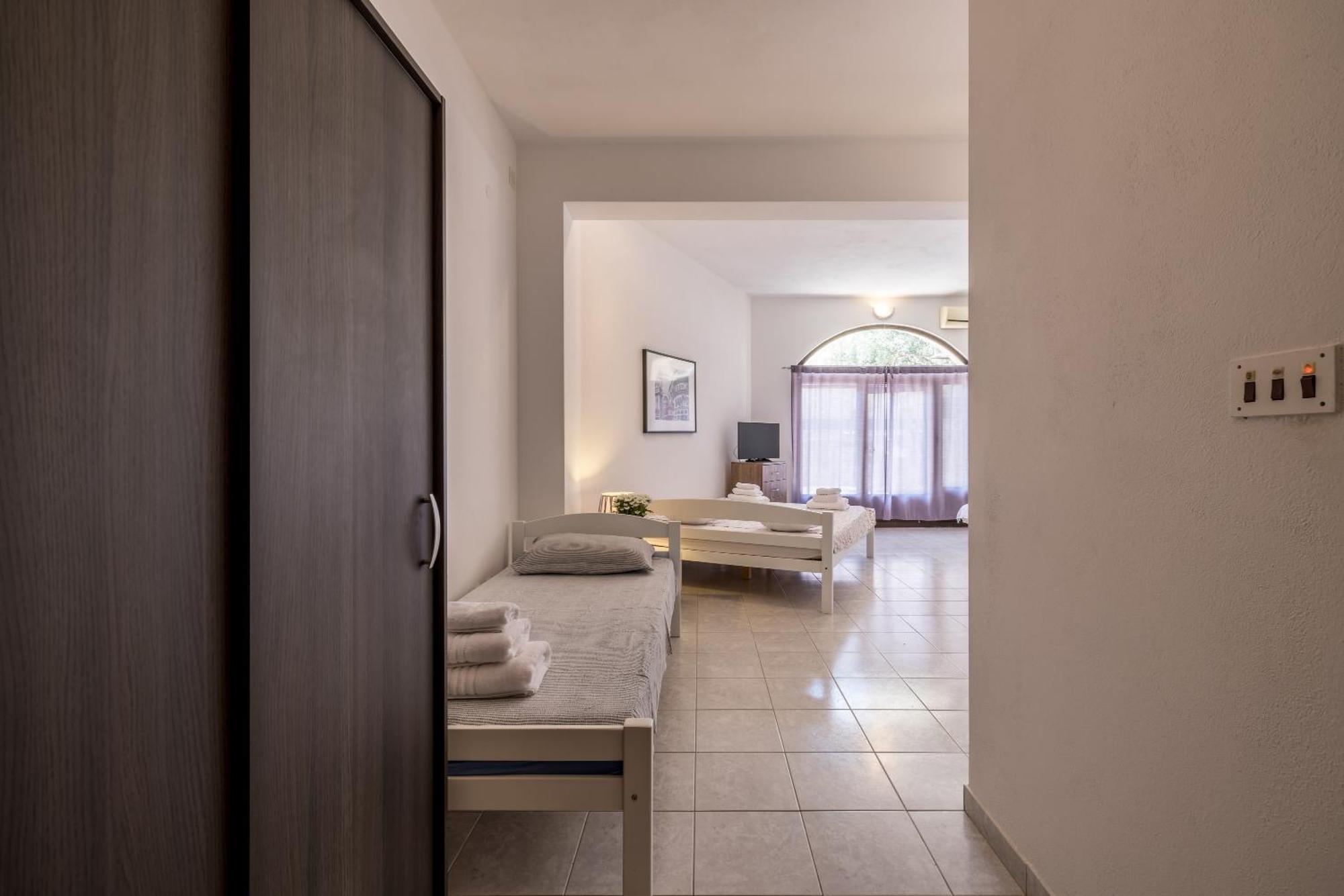 Holiday Home Krishto Trogir Kültér fotó