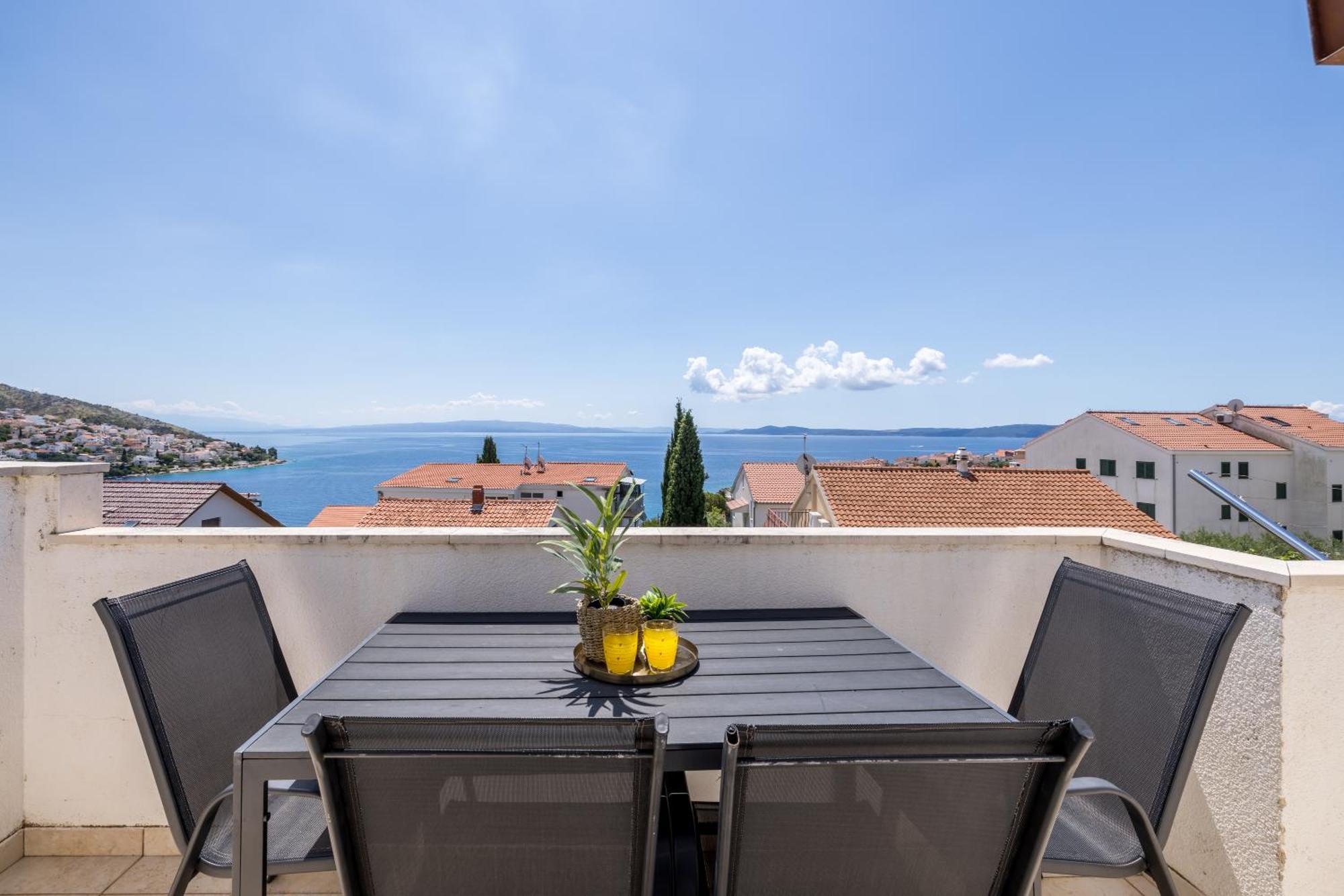 Holiday Home Krishto Trogir Kültér fotó