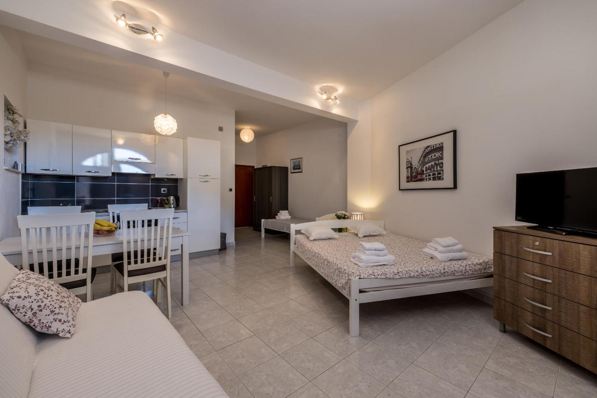 Holiday Home Krishto Trogir Kültér fotó
