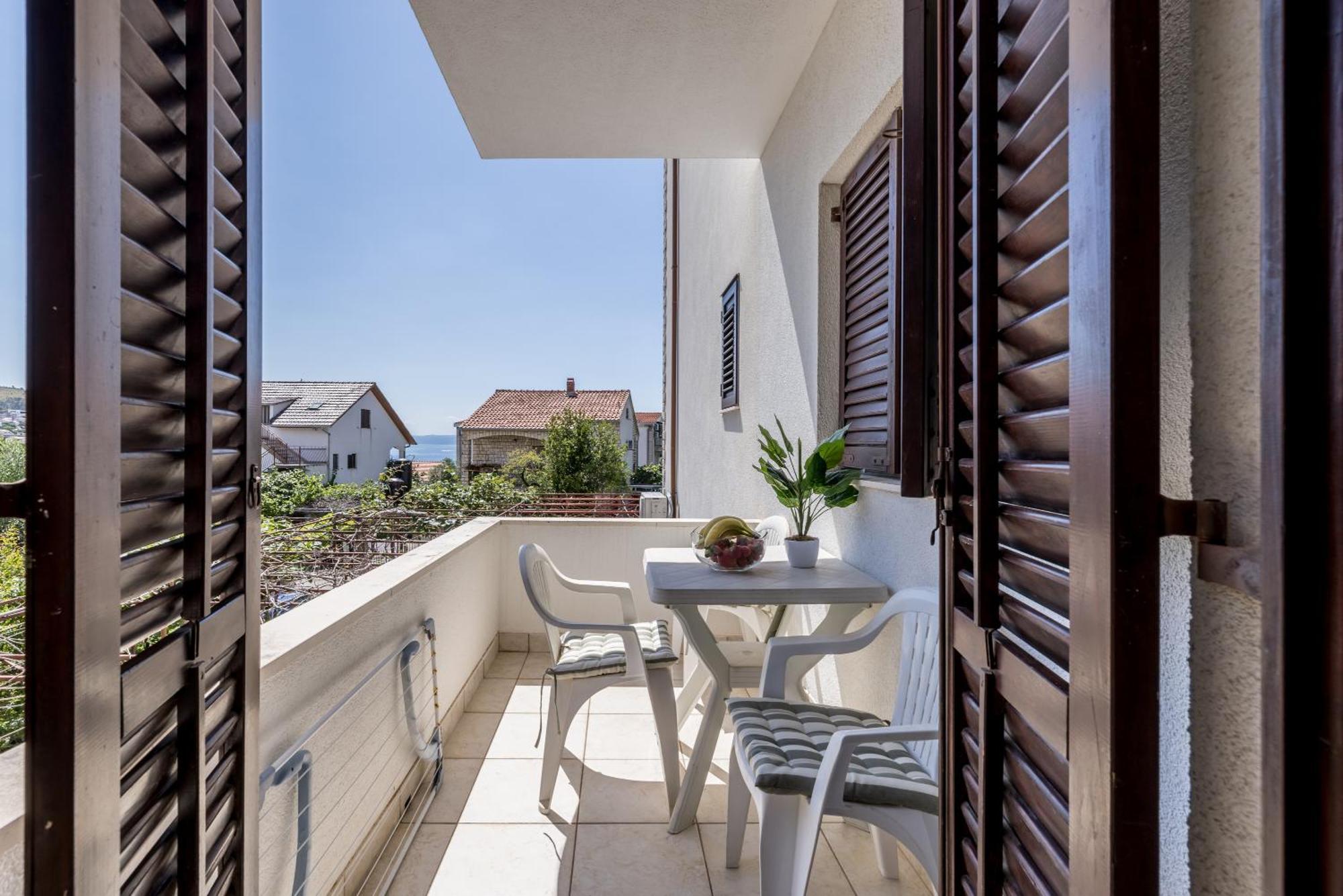 Holiday Home Krishto Trogir Kültér fotó