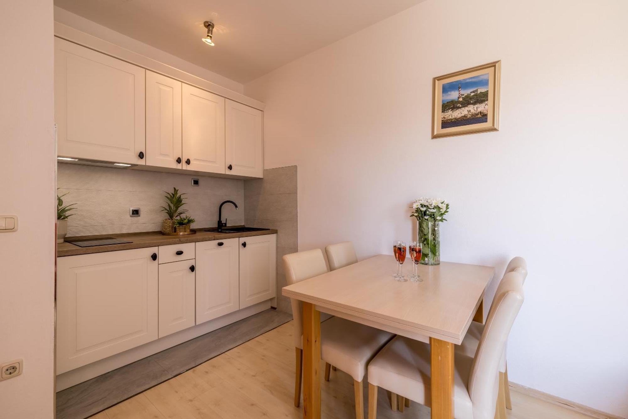 Holiday Home Krishto Trogir Kültér fotó