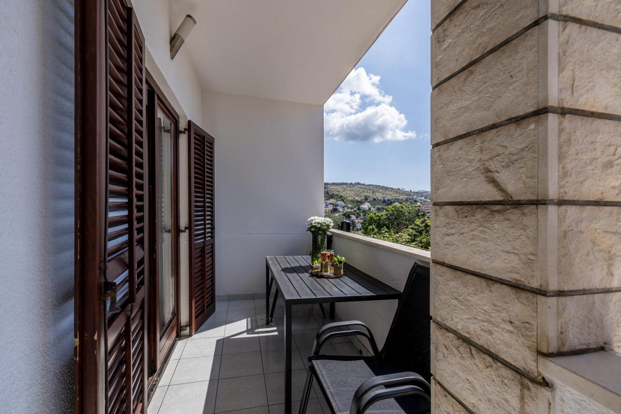 Holiday Home Krishto Trogir Kültér fotó