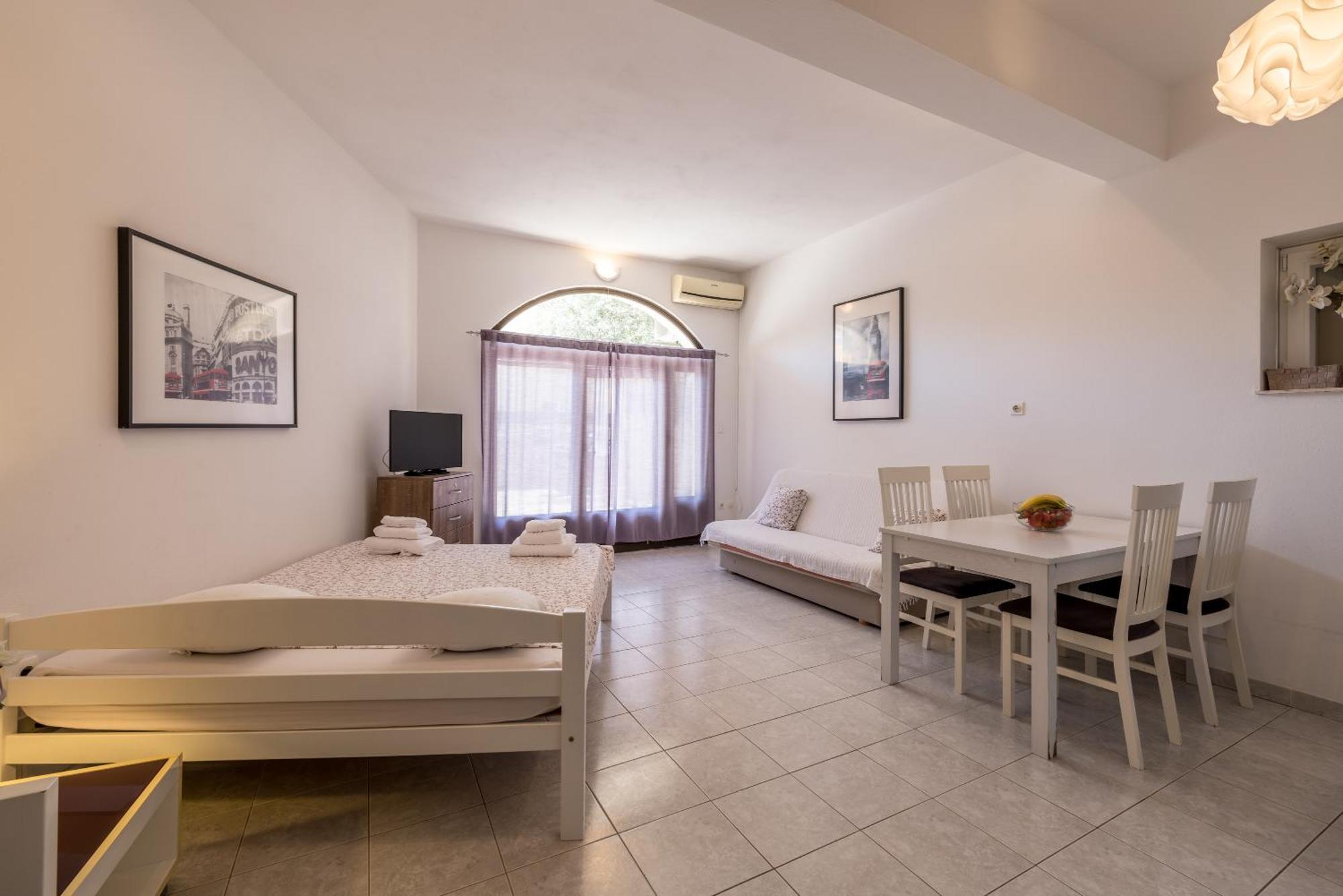 Holiday Home Krishto Trogir Kültér fotó