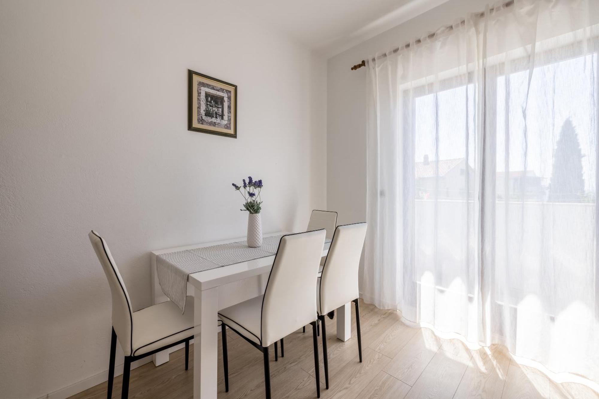 Holiday Home Krishto Trogir Kültér fotó